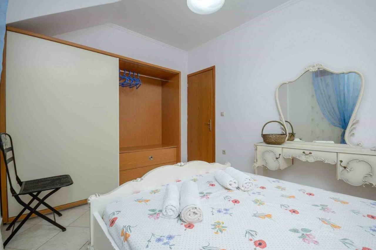 Independent Agapitos Apart , 2Bdrm, Private Patio Naxos City Exterior photo